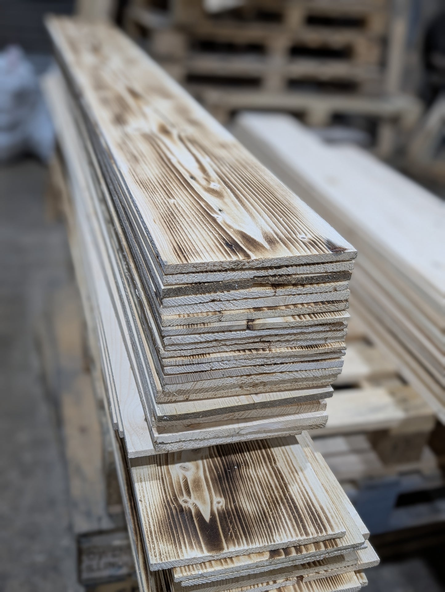 Scorched Expression - Scaffold Boards For Cladding -  Thickness 10mm - Coverage 5sqm Sanded Boards