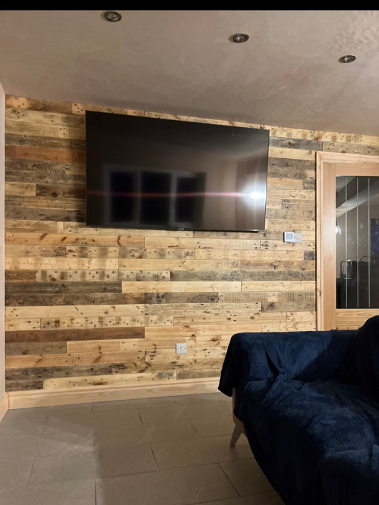 10x Rustic Reclaimed Pallet Planks - Unique Wall Cladding